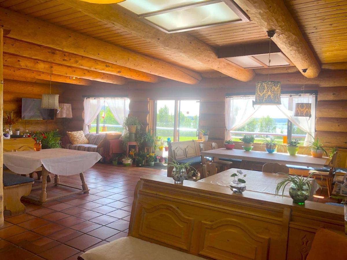 Cariboo Log Guest House Lac La Hache Εξωτερικό φωτογραφία