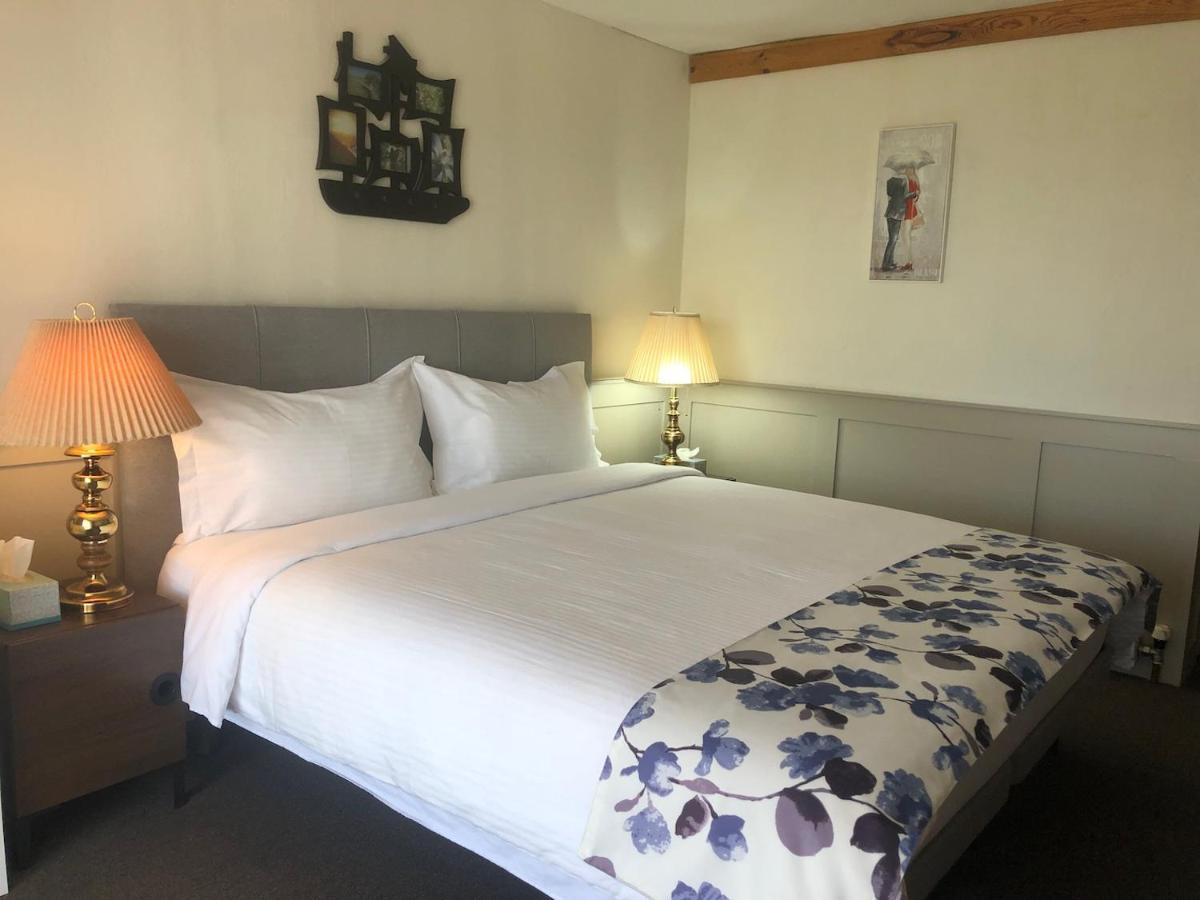 Cariboo Log Guest House Lac La Hache Εξωτερικό φωτογραφία